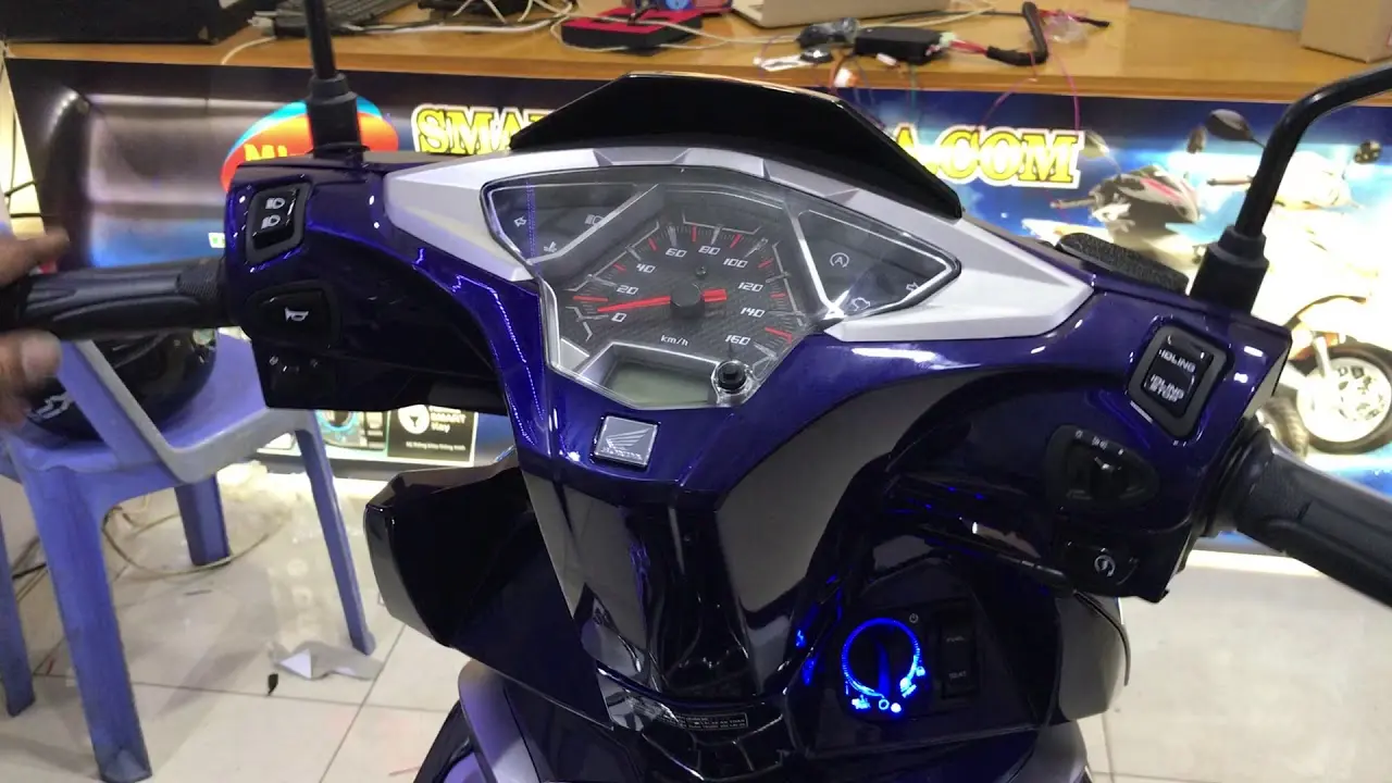 Chi tiết núm vặn hệ thống khóa Smartkey trên AB 2017