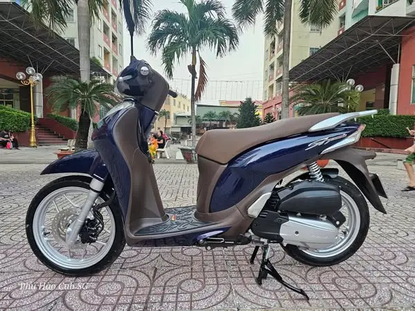 Chi tiết thiết kế mặt trước và đèn xe của SH Mode 2014