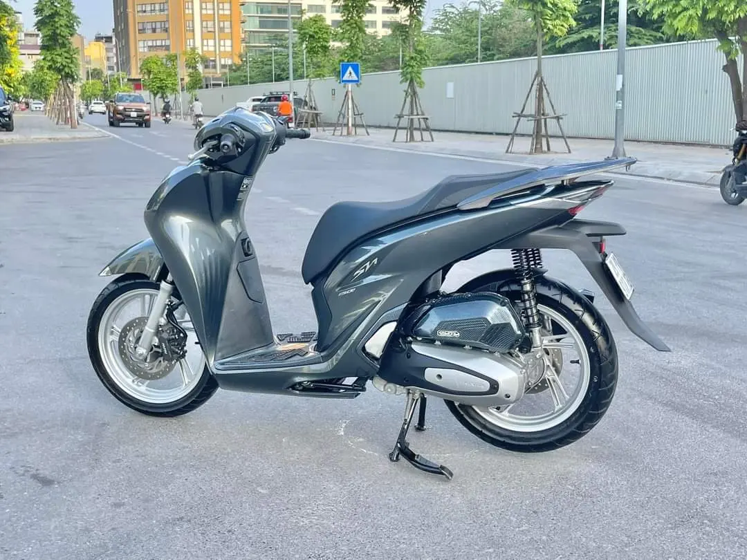 Câu hỏi SH 150i 2021 giá bao nhiêu luôn là chủ đề được quan tâm hàng đầu