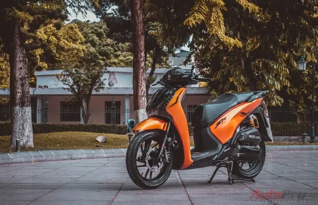 Xe Honda SH 2016 màu đỏ đô đầy quyến rũ và sang trọng