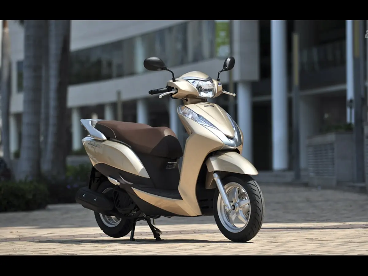 Vinfast Evo200 - Pin LFP, tầm hoạt động 203 km và thời gian sạc Vinfast Evo200 - Pin LFP, tầm hoạt động 203 km và thời gian sạc