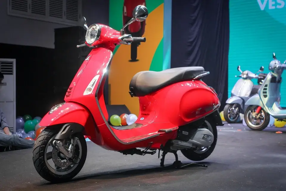 Xe Vespa Primavera 2016 với động cơ i-Get hiện đại