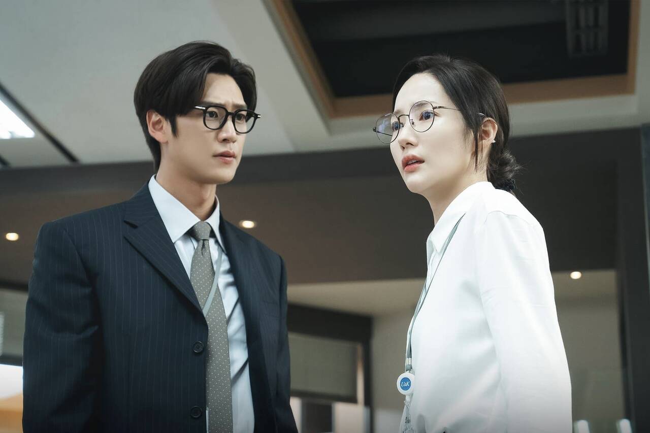 Park Min-hwan: Kẻ chồng bội bạc đáng ghét