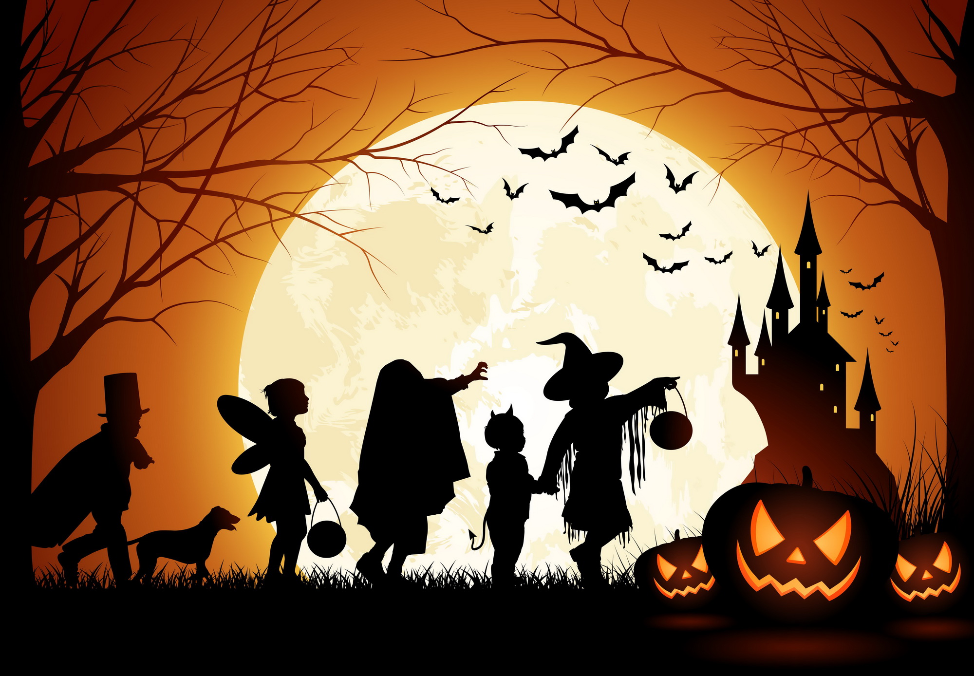 Halloween là một lễ hội truyền thống được tổ chức vào đêm ngày 31 tháng 10 hàng năm