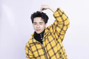 Quang Hùng MasterD – Hành Trình Âm Nhạc Của Nghệ Sĩ Trẻ Đầy Tài Năng