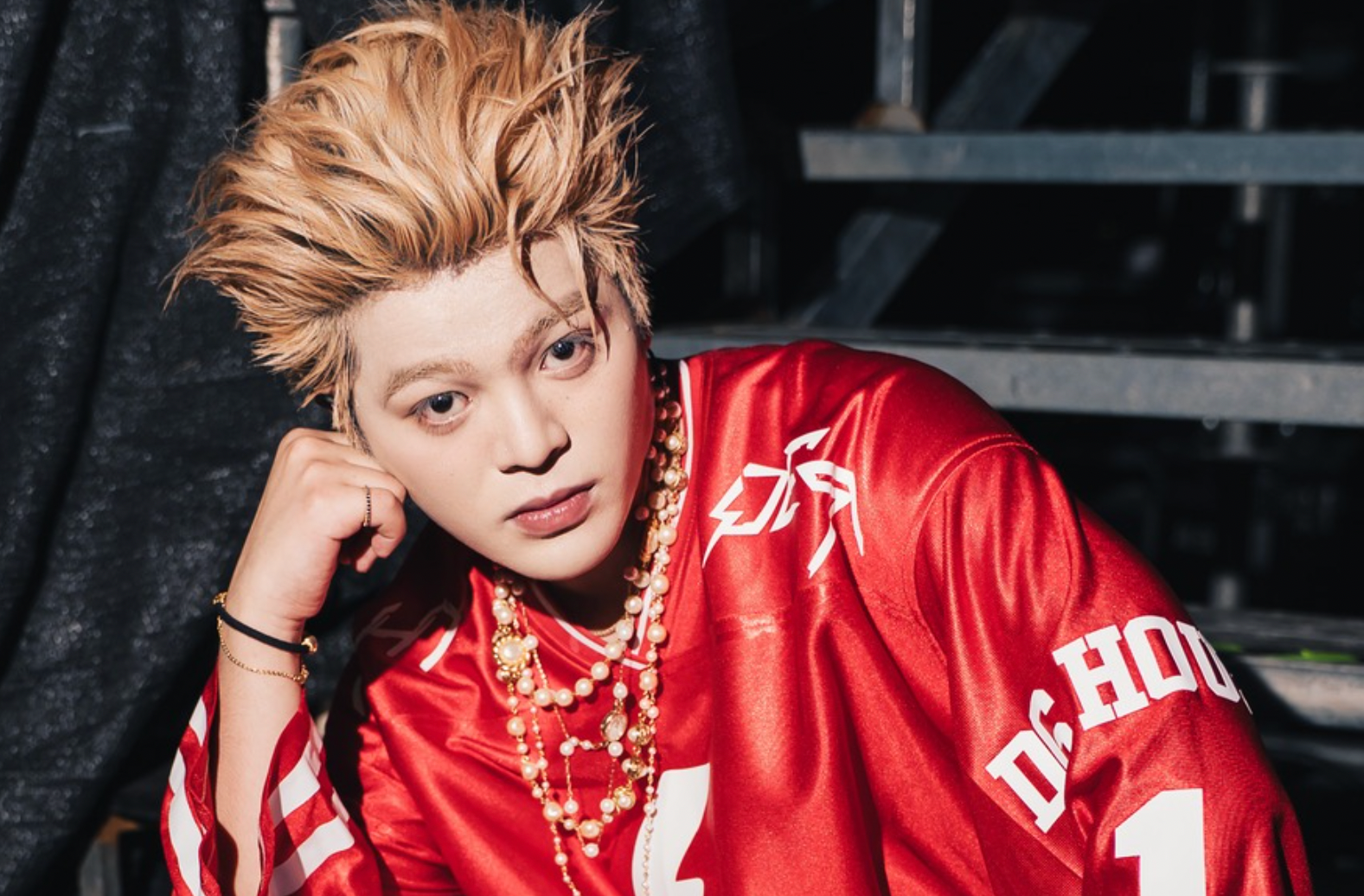 Rhyder bắt đầu sự nghiệp với giải quán quân Giọng Hát Việt Nhí năm 2013,