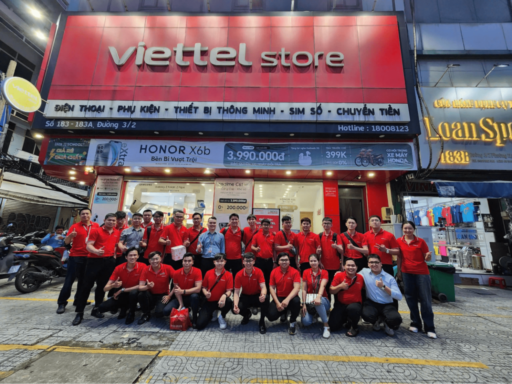 Viettel Store còn đầu tư mạnh vào kênh bán hàng trực tuyến