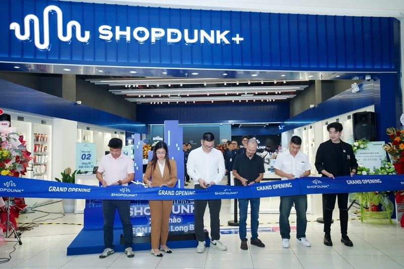 Review Shopdunk - Khách hàng mục tiêu và vị trí cửa hàng Review Shopdunk - Khách hàng mục tiêu và vị trí cửa hàng