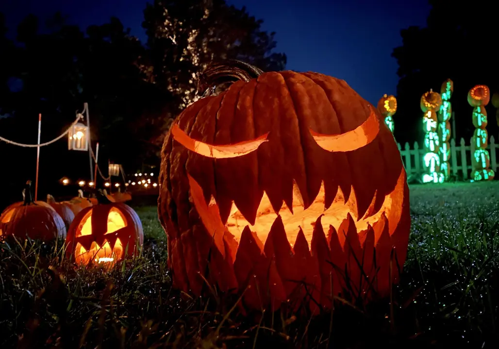 Lễ hội Halloween - Halloween khác gì với các lễ hội truyền thống? Lễ hội Halloween - Halloween khác gì với các lễ hội truyền thống?