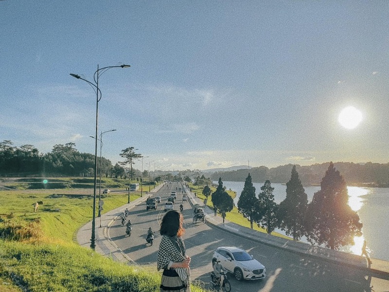 Sương Nguyệt Anh - Bối cảnh xã hội và vị trí của một nữ trí thức Sương Nguyệt Anh - Bối cảnh xã hội và vị trí của một nữ trí thức