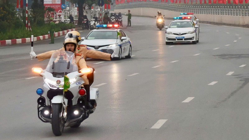 Cảnh Sát Giao Thông - Dẫn đoàn, bảo đảm an toàn cho sự kiện Cảnh Sát Giao Thông - Dẫn đoàn, bảo đảm an toàn cho sự kiện