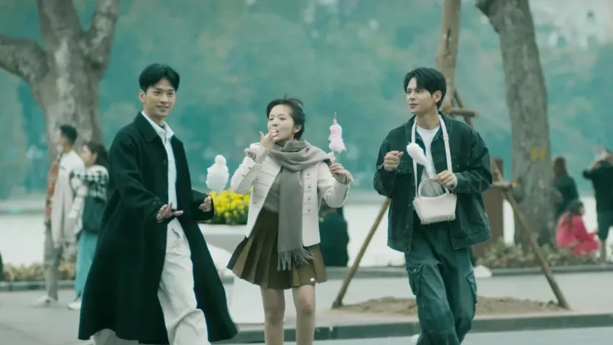 Cha Tôi Người Ở Lại - Làm lại kịch bản ngoại: khó nhất là giữ tinh thần, không sao chép Cha Tôi Người Ở Lại - Làm lại kịch bản ngoại: khó nhất là giữ tinh thần, không sao chép