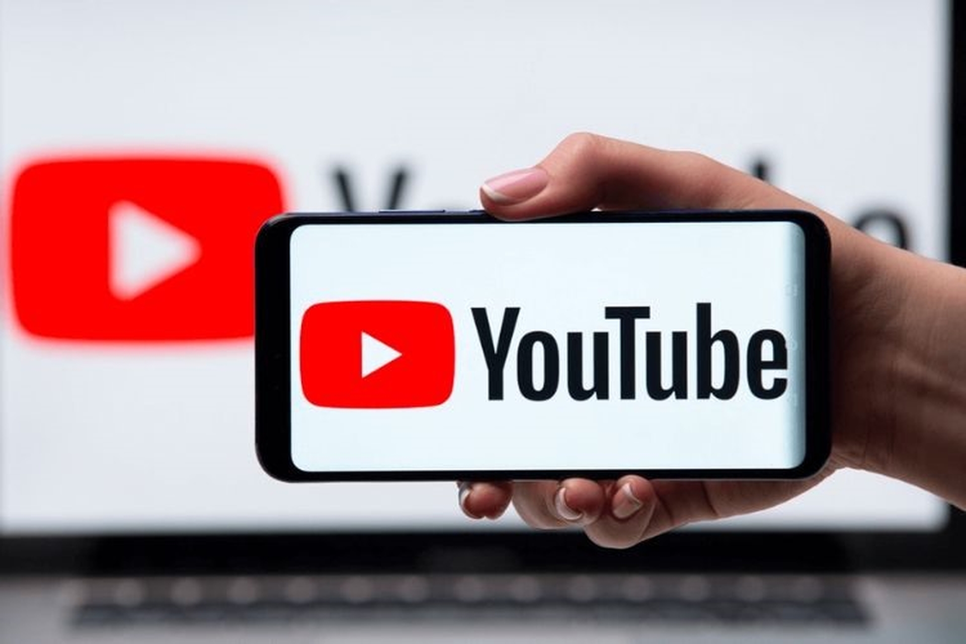 Youtuber - Tư duy nội dung và khả năng kể chuyện Youtuber - Tư duy nội dung và khả năng kể chuyện