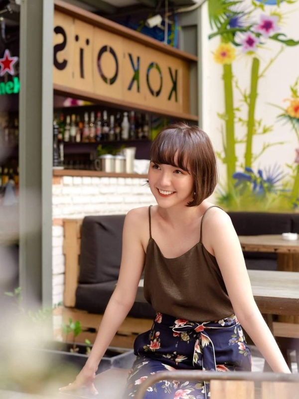 Hải Tú lộ ảnh - Tôn trọng đời tư trong cách đọc và bình luận Hải Tú lộ ảnh - Tôn trọng đời tư trong cách đọc và bình luận