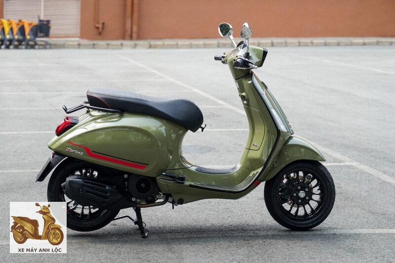 Vespa Sprint 2023 cũ - Mang theo đúng thứ bạn hay mang Vespa Sprint 2023 cũ - Mang theo đúng thứ bạn hay mang